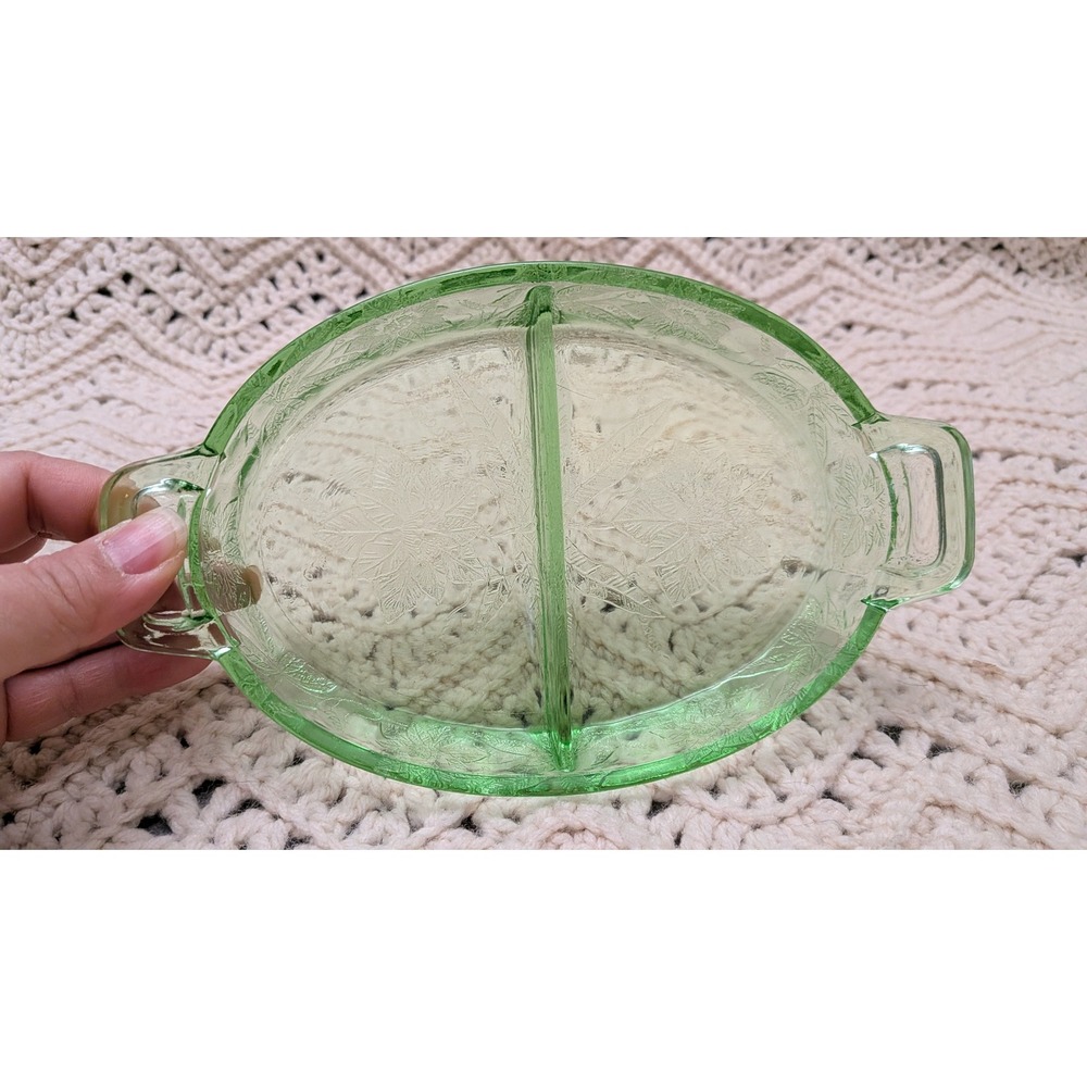 Vintage Federal Glass Poinsettia Green Uranium Glass Divided Relish Dish Oval